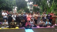 Serunya! Begini Suasana Yoga Bersama Komunitas Healthy Friends dan Mira Sahid