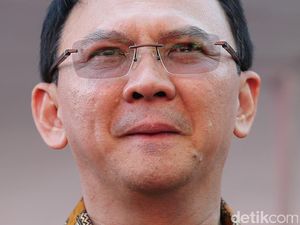 Bambang DH Diberhentikan dari Plt Ketua PDIP DKI, Ini Komentar Ahok Bambang DH Diberhentikan dari Plt Ketua PDIP DKI, Ini Komentar Ahok