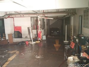 Penyedotan Air di Colony Selesai, Kemang Kembali Ramai