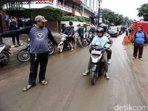 Jalan Kemang Raya Masih Ditutup