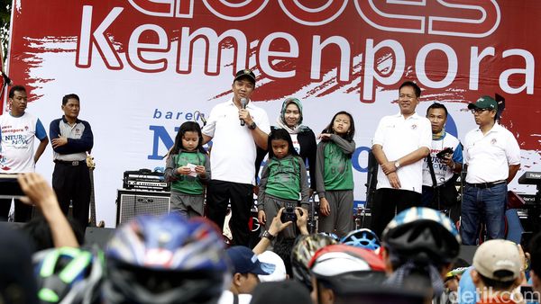 Gowes Kemenpora 2016 Diikuti Ribuan Peserta