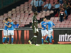 Napoli Menangi Duel Melawan Milan