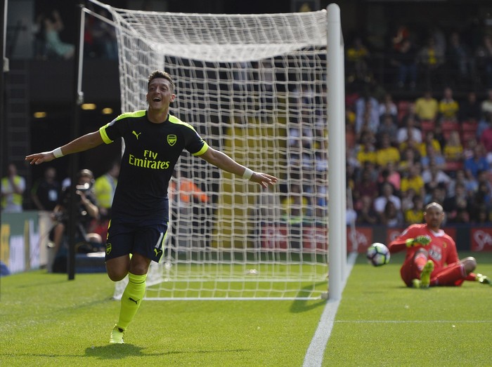 Oezil Ditarget 10-15 Gol oleh Wenger