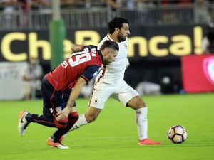 Buang Keunggulan Dua Gol, Roma Ditahan Imbang Cagliari 2-2