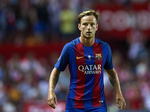 Rakitic Berharap Enrique Melatih Barca Lebih Lama