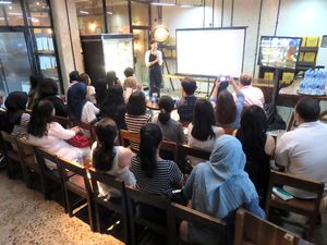 Melihat Langsung Pengolahan Biji Cokelat Jadi Cokelat hingga Dessert Cantik