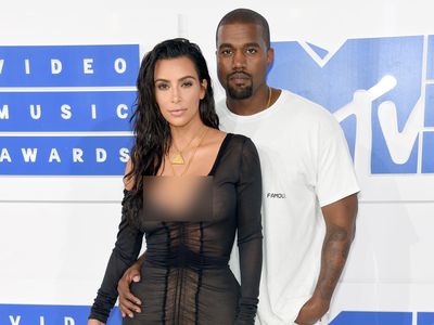 Mesranya Kim Kardashian dan Kanye West di MTV VMA 2016