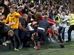 Wanita yang Diselamatkan Fellaini: Dia Pahlawanku