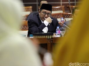 Menag dan Komisi VIII Bahas Keterlambatan Visa Haji
