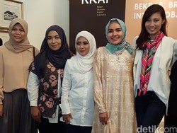 Ria Miranda dan Restu Anggraini Akan Pamer Karya Busana Muslim di Chicago, AS