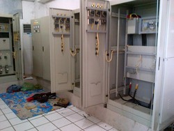 Panel Listrik Rumah Pompa Penghalau Banjir Rob Semarang Dicuri