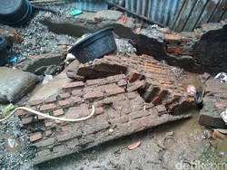 Dibangun Sejak 2001, Tembok Batas Kali Krukut di Gang Minatu Dibangun Swadaya