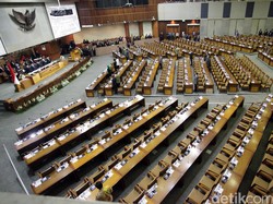 Kebut PKPU Pencalonan, DPR Segera Putuskan Aturan Terpidana Percobaan