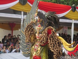 Foto: Garuda Hingga Barong, 10 Kostum Terunik Jember Fashion Carnaval 2016