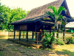 Bersama Komunitas dTraveler Piknik ke Situs Sejarah Bekasi