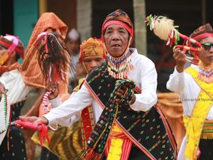 Mengenal Tradisi Congko Lokap di Manggarai, Flores