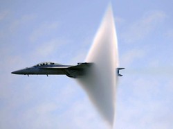 Dentuman Misterius di Wonogiri Terkait Sonic Boom? Ini Kata Lanud