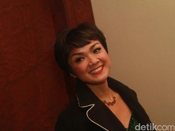 Pengalaman Nirina Zubir Sebagai Ibu di Film Terbaru