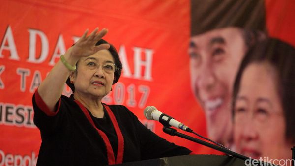 Mega Buka Sekolah Calon Kepala Daerah PDIP