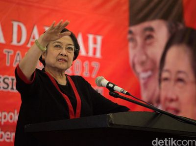 Mega Buka Sekolah Calon Kepala Daerah PDIP