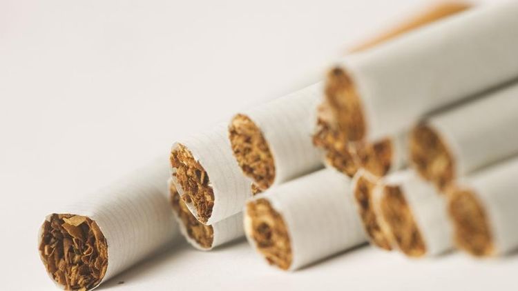 Dilema Omzet UMKM: Terjepit Aturan Kawasan Tanpa Rokok