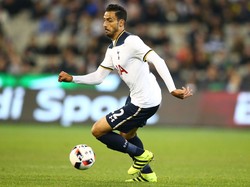 West Brom Datangkan Nacer Chadli