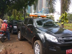 Solar Datang, Pengerukan Kali Krukut untuk Atasi Banjir Kemang Tunggu Crane