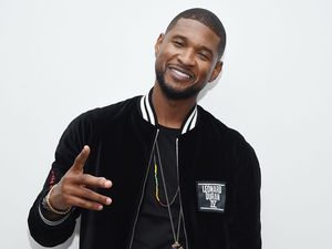 Dua Tahun Menikah, Usher Ceraikan Istri