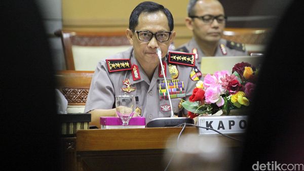 Kapolri Rapat dengan Pansus RUU Terorisme