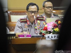Kapolri Larang Polwan Pasang Foto Mesra di Media Sosial