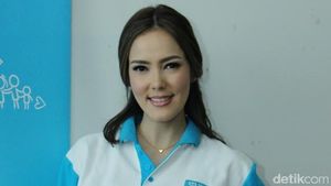 Cathy Sharon, Senyum Kamu Manis Banget