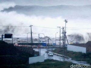 Topan Lionrock Terjang Jepang