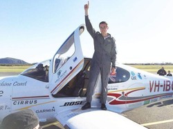 Traveler Ini Pecahkan Rekor Orang Termuda yang Terbang Solo Keliling Dunia!