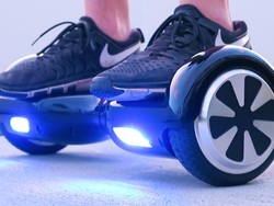 Hoverboard Meledak, Amazon Kena Tuntut