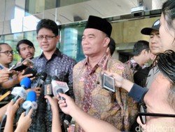 Mendikbud Tanggapi Protes Pegiat Budaya yang Tak Kunjung Terbang ke Selandia Baru