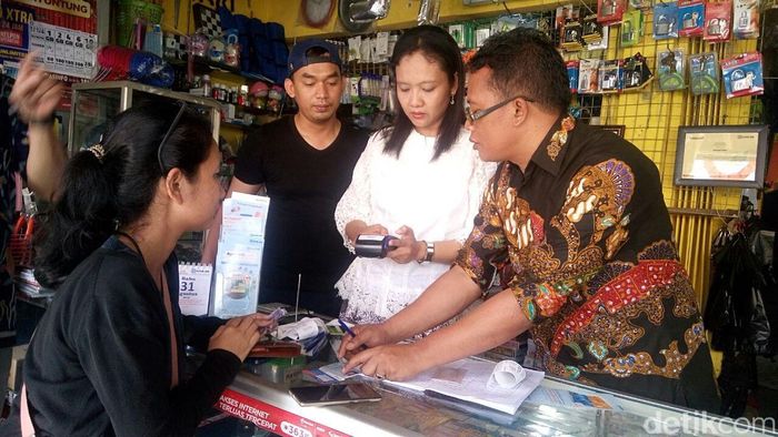 Agen Laku Pandai di Bogor/Foto: Ardan Adhi Chandra Agen Laku Pandai di Bogor/Foto: Ardan Adhi Chandra