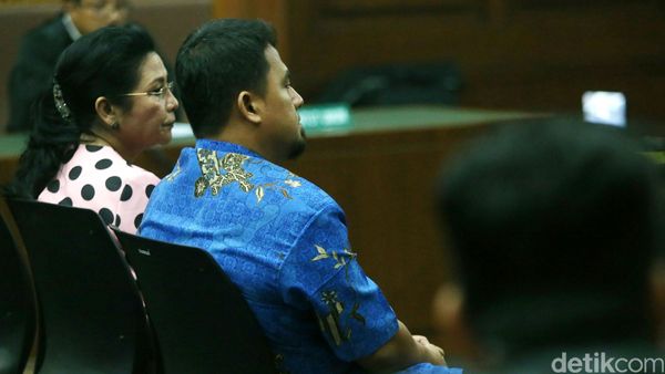 Sidang Perdana Kakak Saipul Jamil