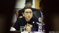 Menlu Raker dengan Komisi I DPR