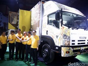 FIF Luncurkan Truk Safari