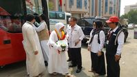 Jemaah Menikmati Bus Antar-Kota Perhajian yang Telah Diupgrade