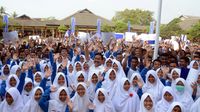 Dirut Peruri Mengajar di SMKN 1 Karawang