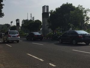 Tanggal Ganjil, Banyak Nopol Genap Padati Jalur Alternatif di Senayan