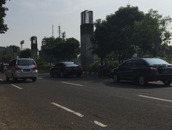Tanggal Ganjil, Banyak Nopol Genap Padati Jalur Alternatif di Senayan