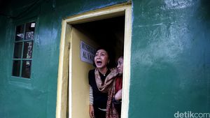 Tolak Penertiban, Ratna Sarumpaet Datangi Rawajati