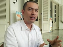 Rian Ernest Staf Setia Ahok Bicara Sumber Waras Sampai Reklamasi