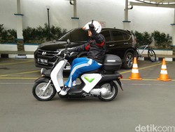 Motor Listrik Tak Bersuara, Harus Hati-hati
