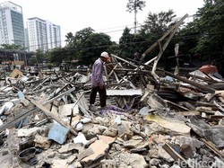 Warga Rawajati Korban Gusuran Tolak ke Rusun, Djarot: Nanti Juga Mau Sendiri