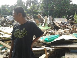 Warga Rawajati Protes: Masa Pindah ke Rusun Maruda, Enggak Masuk Logika!