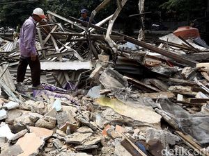 Kehidupan Pemulung Paku Makin Semrawut di Tengah Pandemi Corona