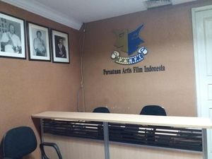 Tak Hanya di Rumah, Gatot Brajamusti Juga Punya Brankas Besi di Kantor Parfi